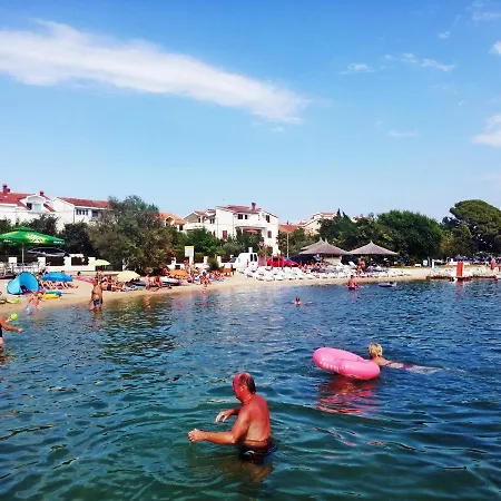 Eugen Pedisic Apartament Turanj