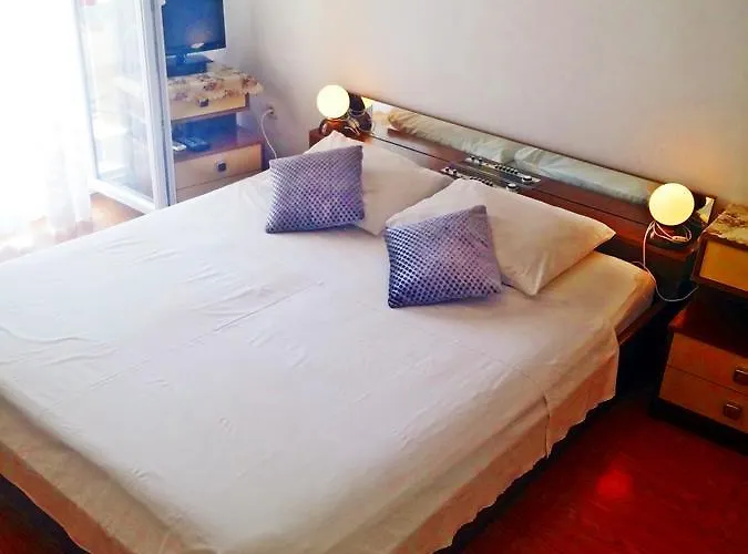 아파트 Eugen Pedisic 투라니