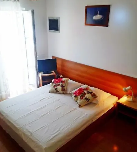 아파트 Eugen Pedisic 투라니