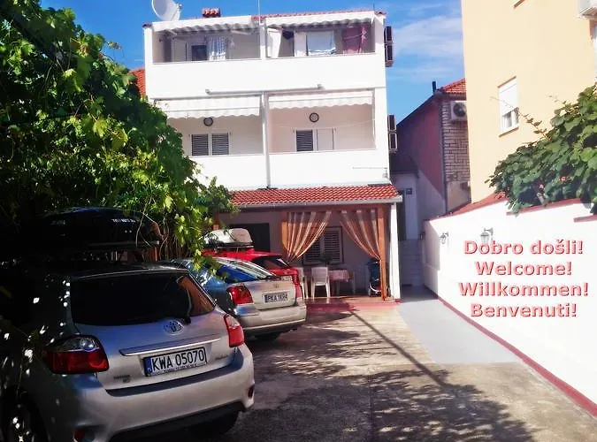 Eugen Pedisic 아파트 *