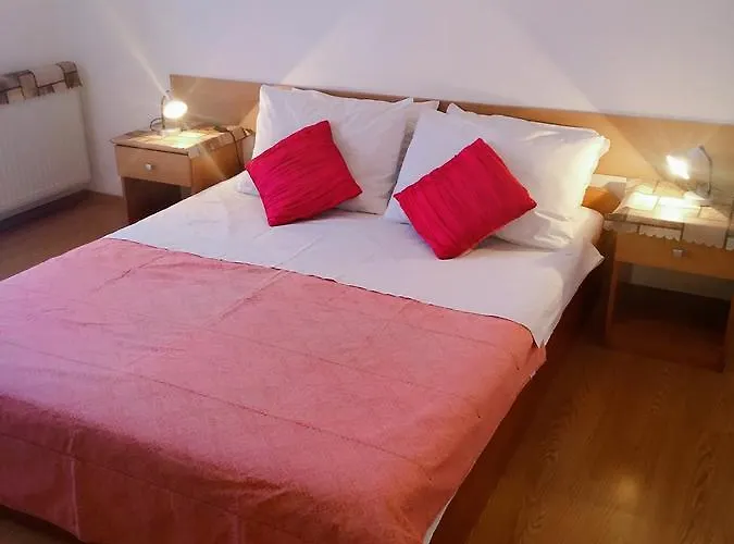 아파트 Eugen Pedisic 투라니