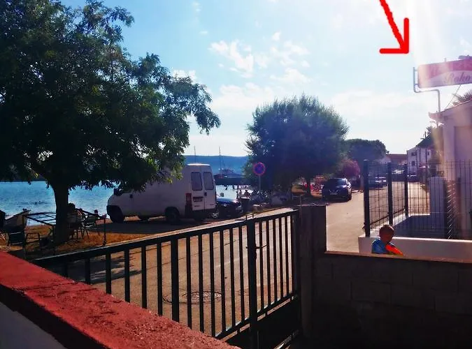 아파트 Eugen Pedisic 투라니